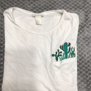 White cactus pocket tee
